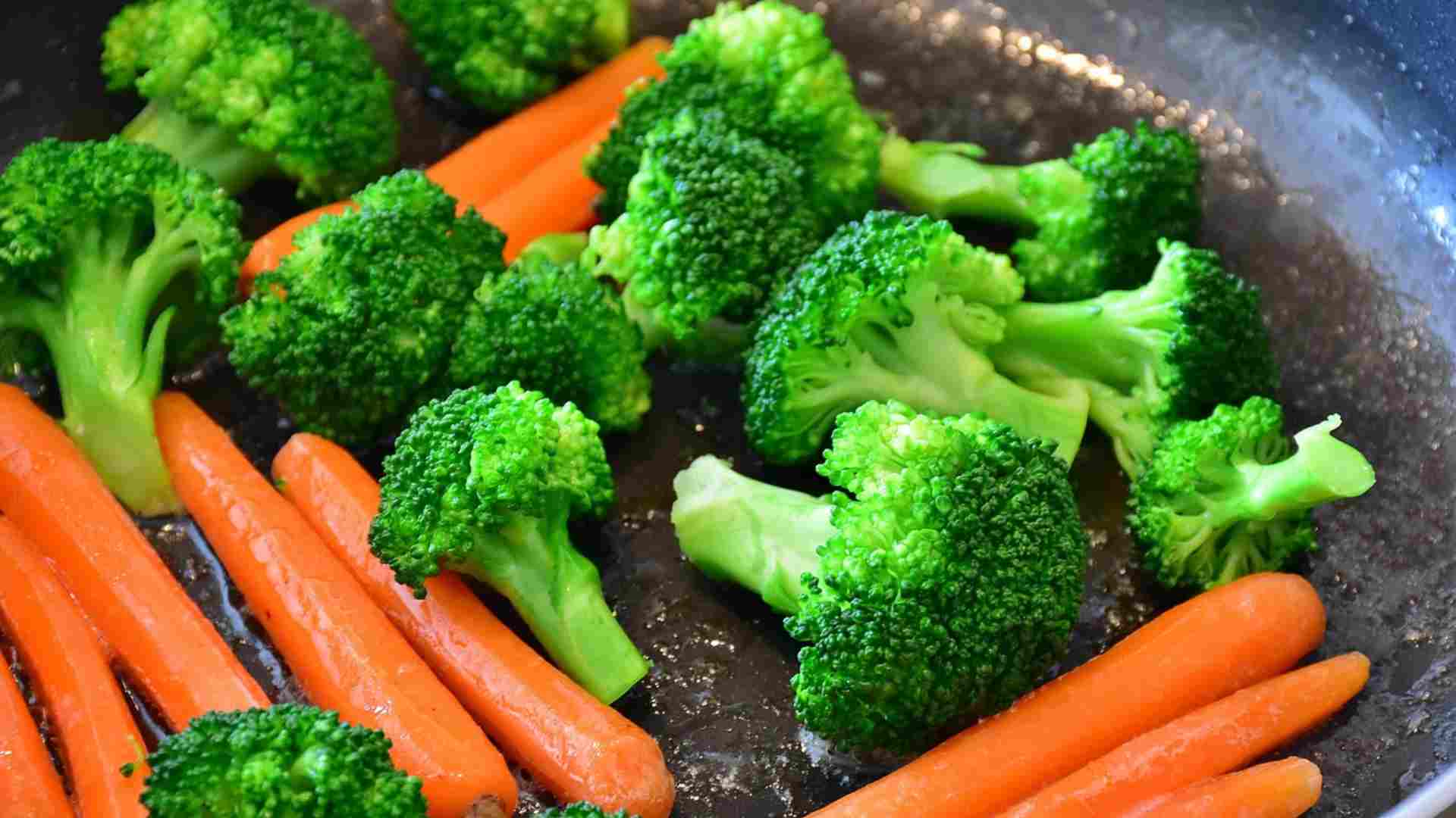 Steaming Vegetables Without a Steamer